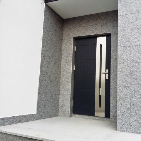 Solidne drzwi Gorlice - sprawdź ofertę Novobudowa