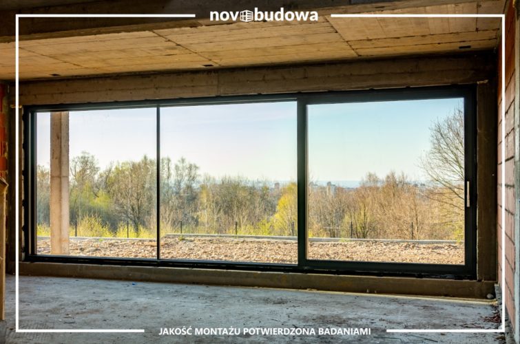 montowanie okien na budowie
