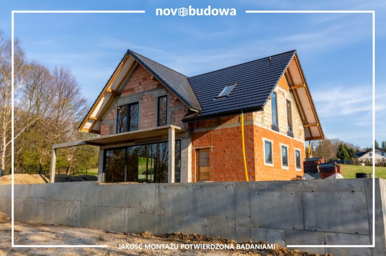 montowanie okien na budowie