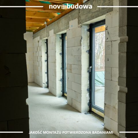 Realizacje Novobudowa: montaż okien na budowie Kłaj