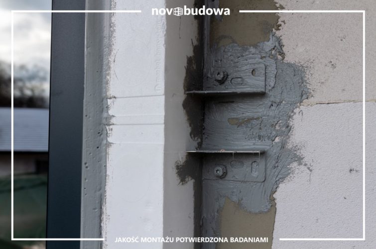 Realizacje Novobudowa: montaż okien na budowie Kłaj