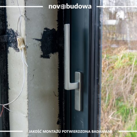 Realizacje Novobudowa: montaż okien na budowie Kłaj