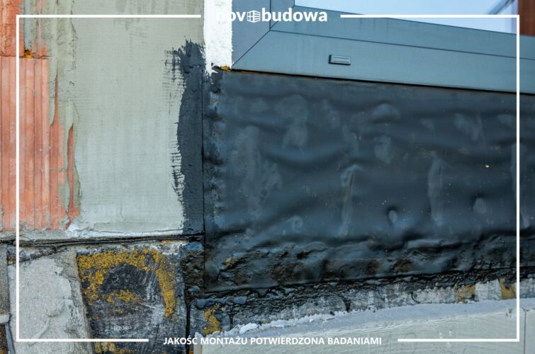 Aluminiowy HST o szerokości prawie 8m. Montaż w Krakowie