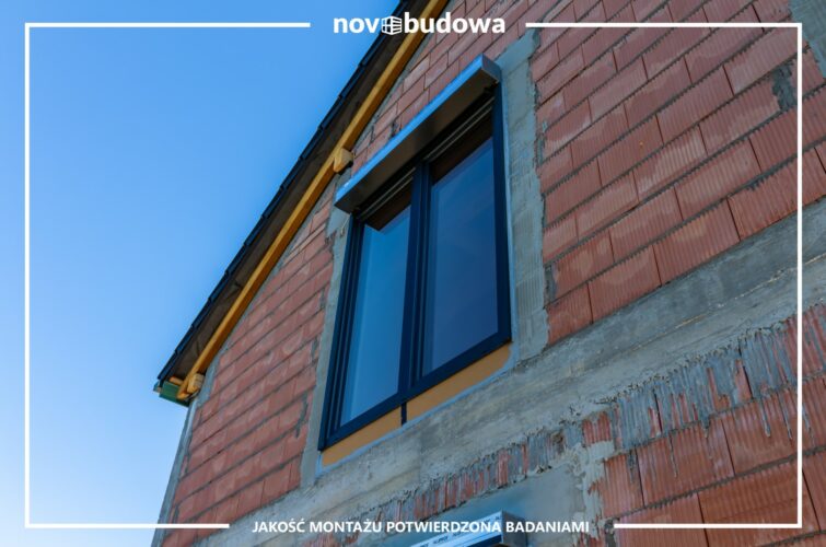 Aluminiowy HST o szerokości prawie 8m. Montaż w Krakowie