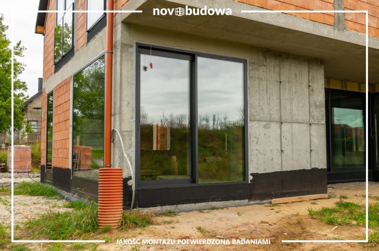 Wewnętrzny Glass-Corner w zestawie z aluminiowym HST