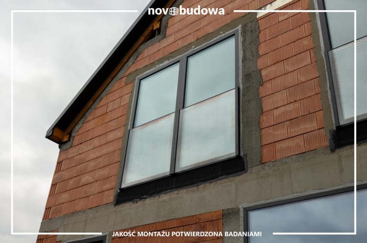 Wewnętrzny Glass-Corner w zestawie z aluminiowym HST