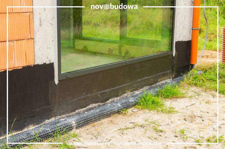 Wewnętrzny Glass-Corner w zestawie z aluminiowym HST