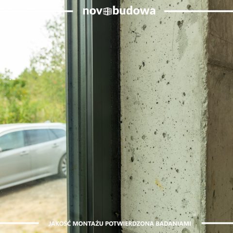 Wewnętrzny Glass-Corner w zestawie z aluminiowym HST