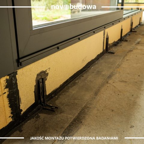 Wewnętrzny Glass-Corner w zestawie z aluminiowym HST