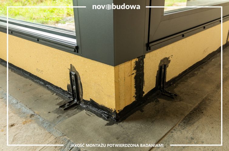 Wewnętrzny Glass-Corner w zestawie z aluminiowym HST