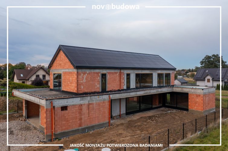 Nasze realizacje: Rybitwy - przeszklony dom