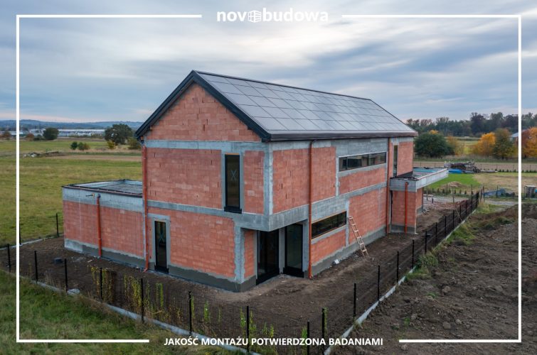 Nasze realizacje: Rybitwy - przeszklony dom