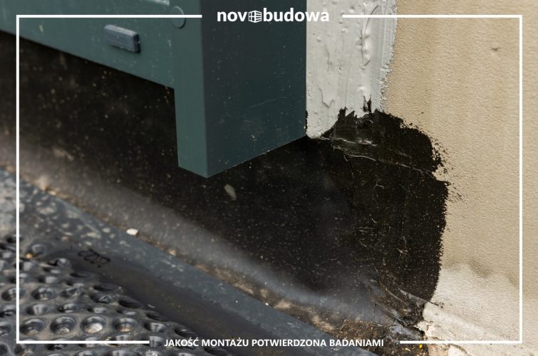 Nasze realizacje: dom parterowy z wielkoformatową witryną aluminiową + HST alu