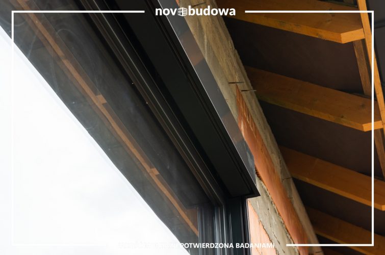 Nasze realizacje: dom parterowy z wielkoformatową witryną aluminiową + HST alu