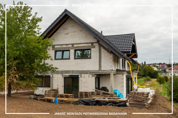 Realizacje Novobudowa: montaż okien ALU i PVC w Krakowie + Żaluzje