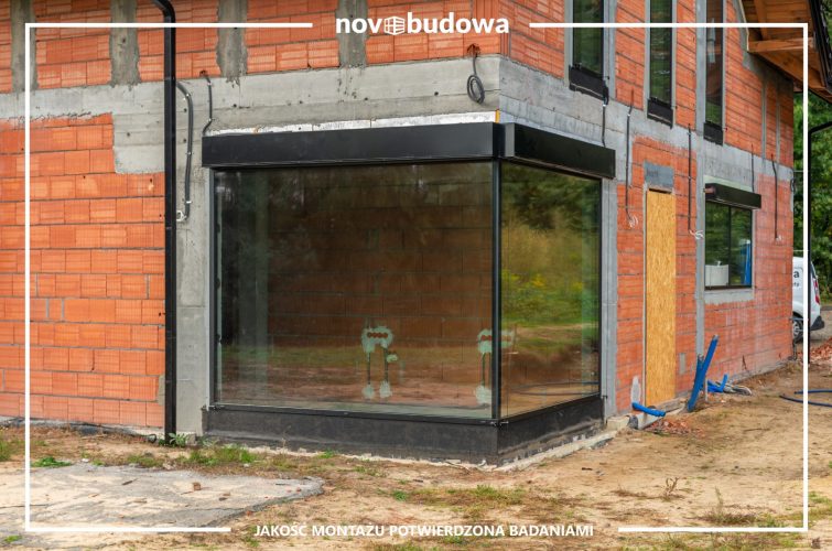 Aluminiowe, architektoniczne okna przesuwne, witryny bezsłupowe, glass-cornery