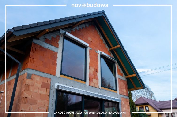 Novobudowa realizacje: Warszawa mix okien PVC i HST ALU