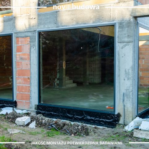 Nasze realizacje: Wielkoformatowe okno skośne, duże witryny, okno przesuwne HST