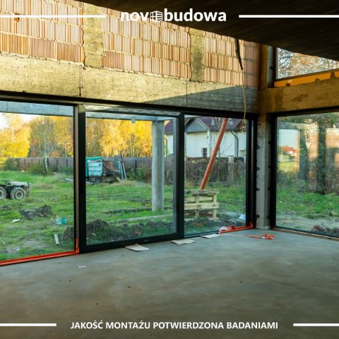 Nasze realizacje: Wielkoformatowe okno skośne, duże witryny, okno przesuwne HST