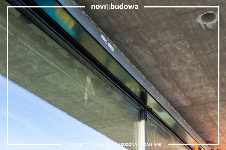 Nasze realizacje: Mogilany - PVC, ALU, witryna wielkoformatowa, rolety