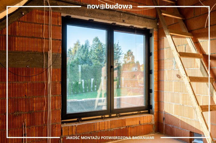 Nasze realizacje: Mogilany - PVC, ALU, witryna wielkoformatowa, rolety