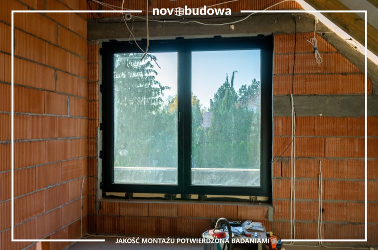 Nasze realizacje: Mogilany - PVC, ALU, witryna wielkoformatowa, rolety