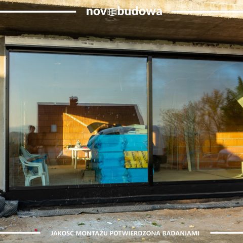 Nasze realizacje: Mogilany - PVC, ALU, witryna wielkoformatowa, rolety