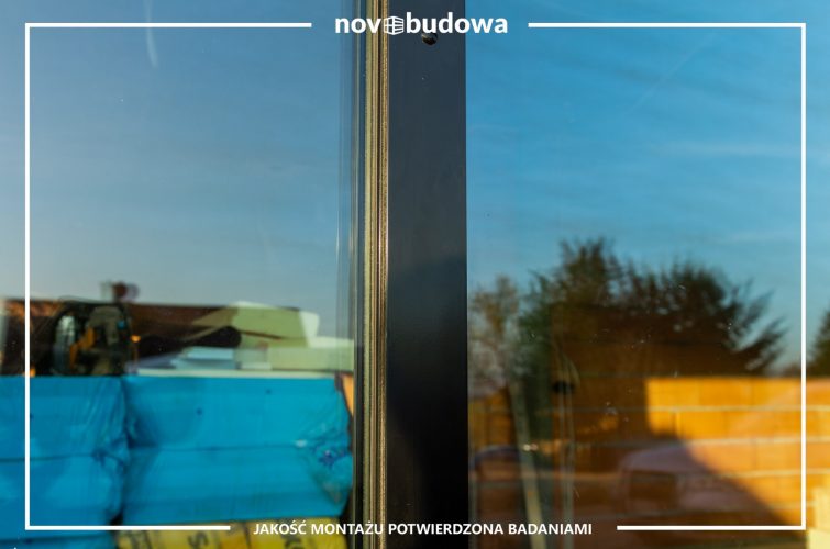 Nasze realizacje: Mogilany - PVC, ALU, witryna wielkoformatowa, rolety